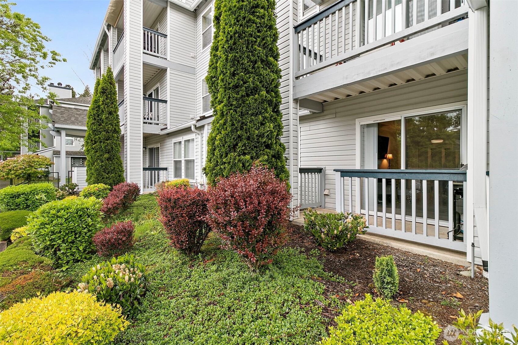 33020 10th Avenue SW Federal Way WA 98023