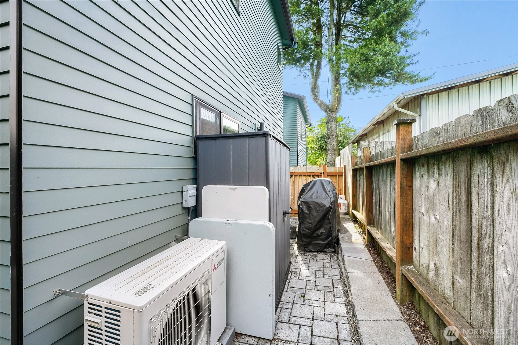 12534 5th Avenue NE Seattle WA 98125