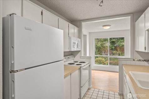 12631 NE 9th Place Bellevue WA 98005