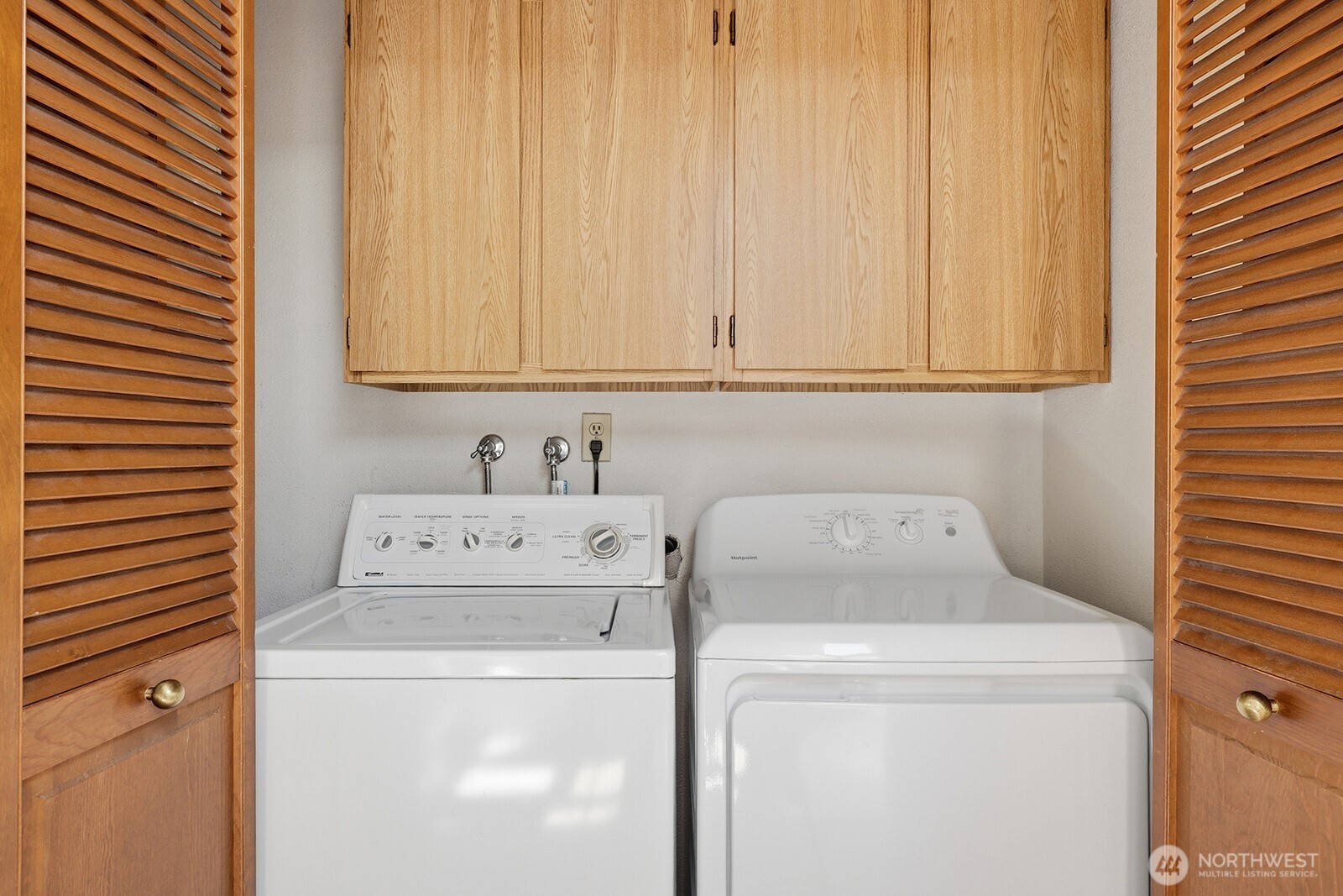 9522 1st Avenue NE Seattle WA 98115