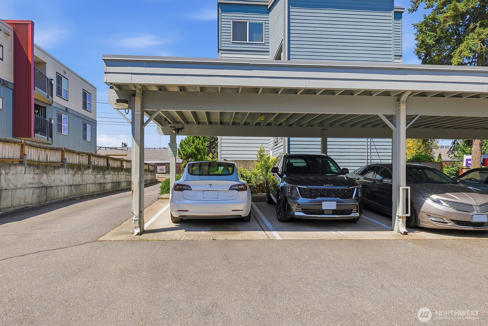 9522 1st Avenue NE Seattle WA 98115