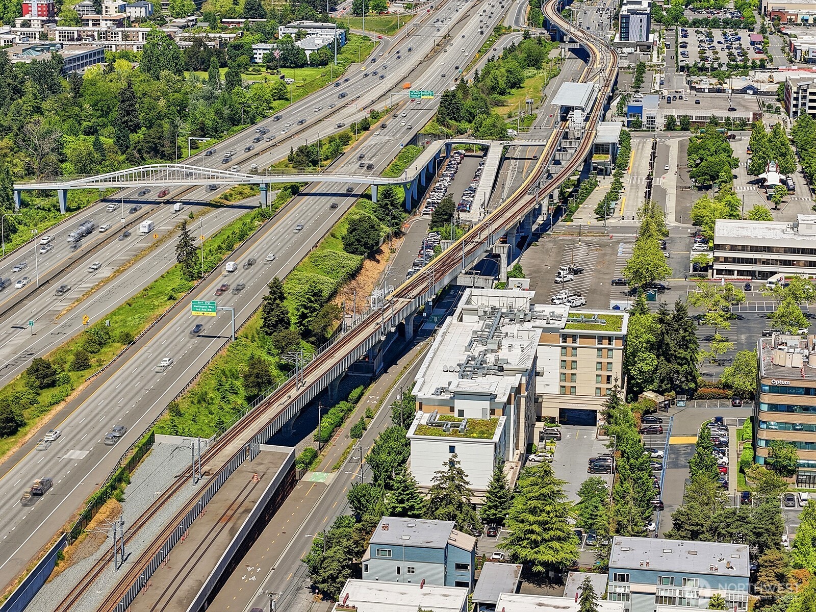 9522 1st Avenue NE Seattle WA 98115