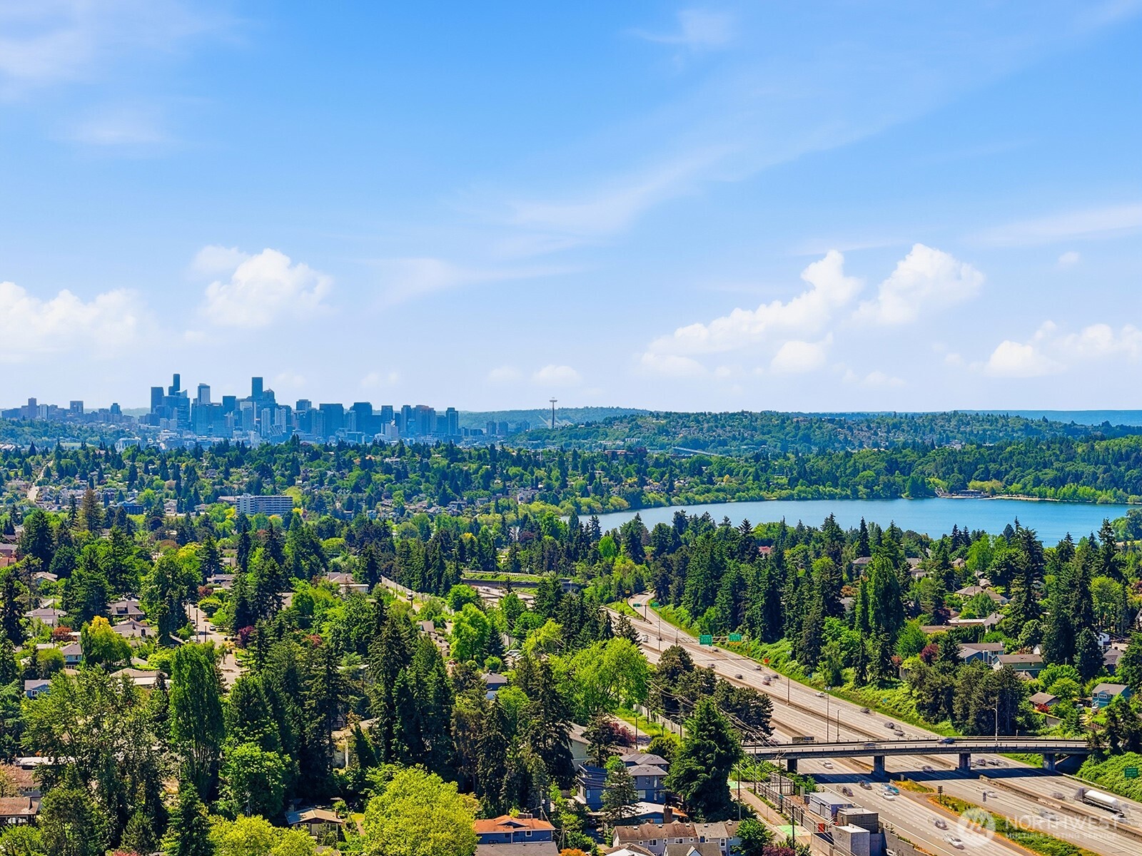 9522 1st Avenue NE Seattle WA 98115
