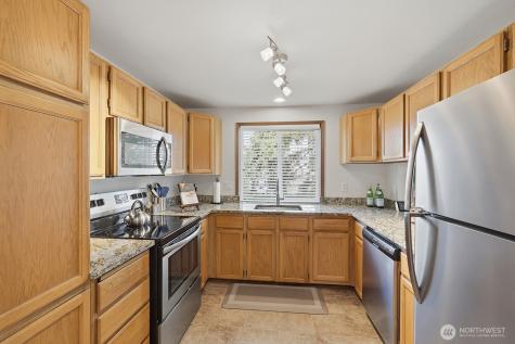 9522 1st Avenue NE Seattle WA 98115