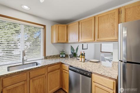 9522 1st Avenue NE Seattle WA 98115