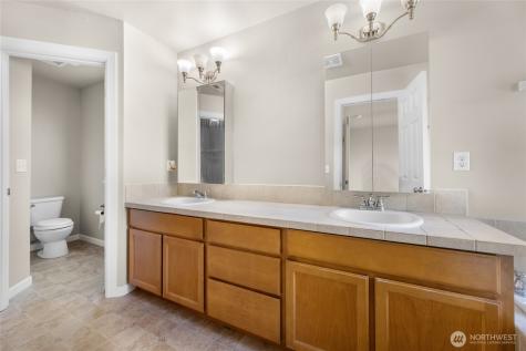 444 50th Street SE Auburn WA 98092