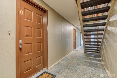 1535 Castlerock Avenue Wenatchee WA 98801