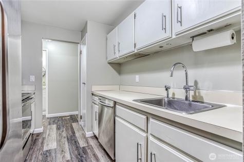 1535 Castlerock Avenue Wenatchee WA 98801