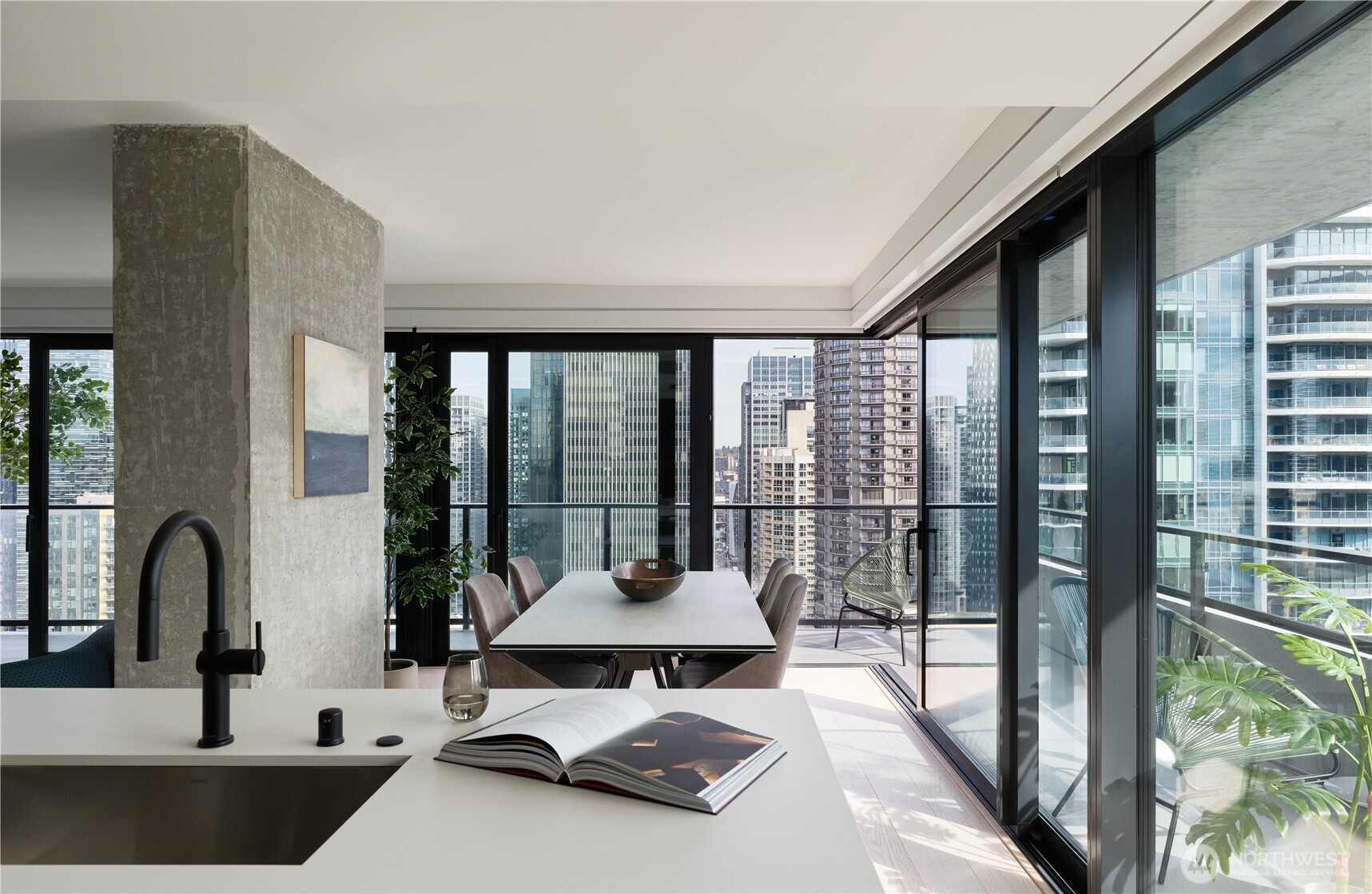 300 Virginia St Avenue Seattle WA 98121