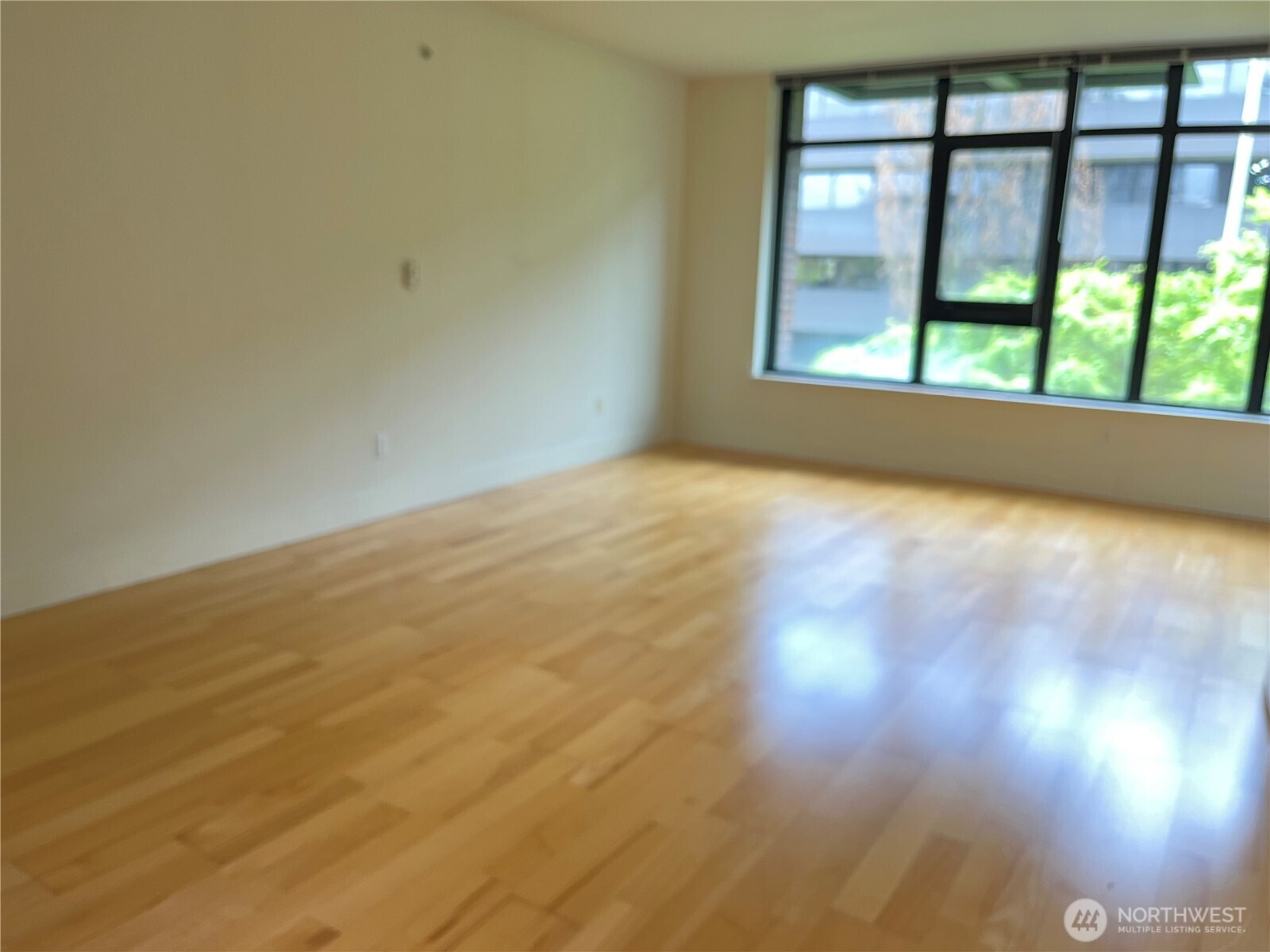 2911 2nd Avenue Seattle WA 98121
