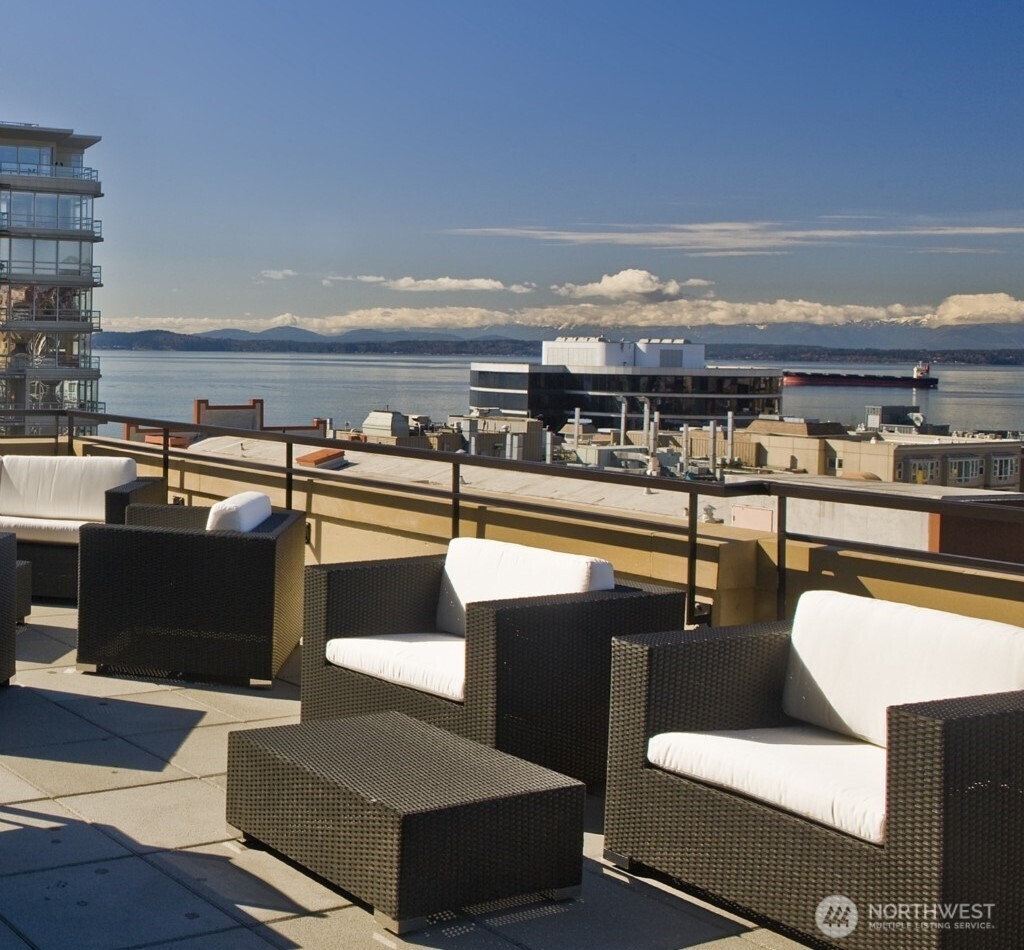 2911 2nd Avenue Seattle WA 98121
