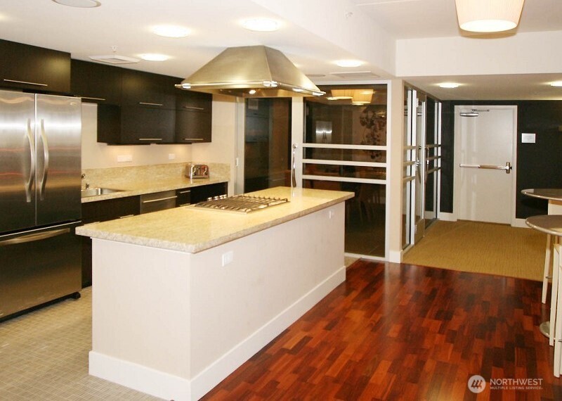 2911 2nd Avenue Seattle WA 98121