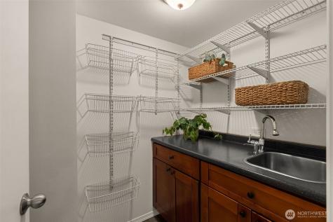 216 167th Place NE Bellevue WA 98008