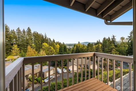 216 167th Place NE Bellevue WA 98008