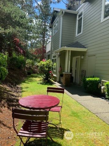 595 241st Sammamish WA 98074