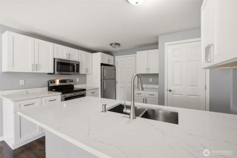 11406 22nd Street SE Lake Stevens WA 98258
