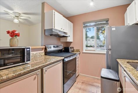 12515 NE 132nd Court Kirkland WA 98034