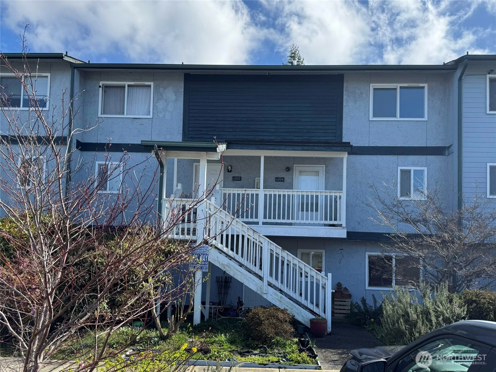 8823 Holly Drive Everett WA 98208