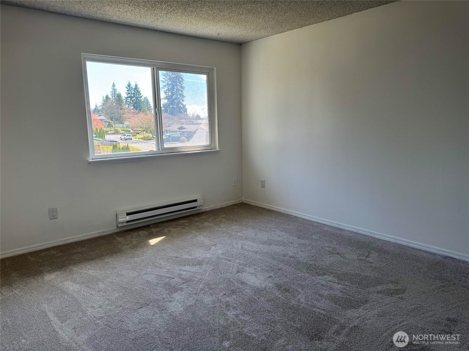 8823 Holly Drive Everett WA 98208