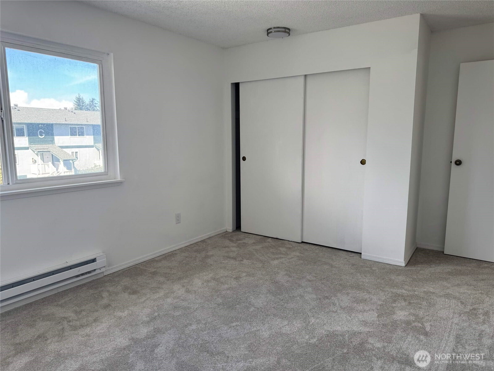 8823 Holly Drive Everett WA 98208