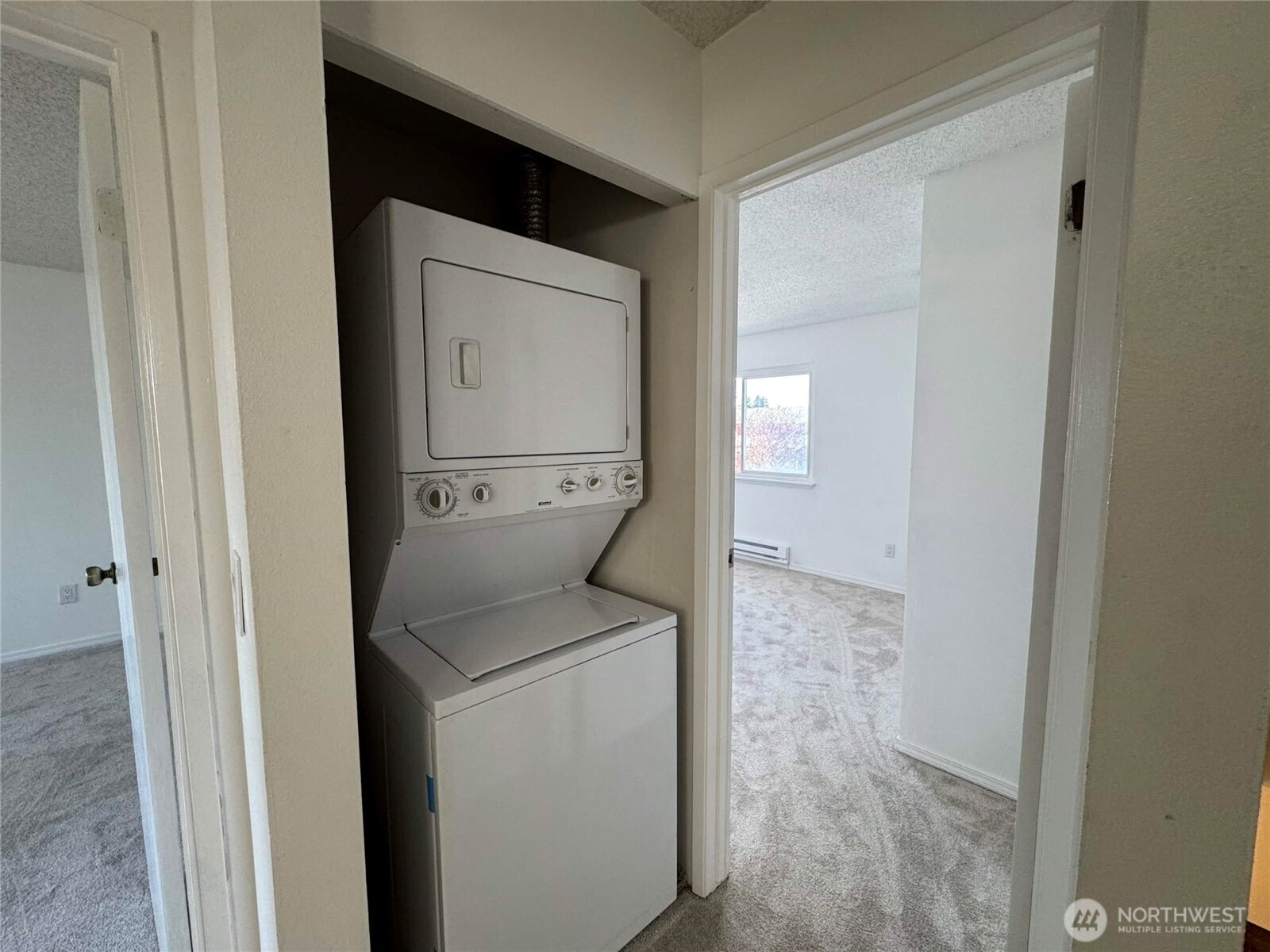 8823 Holly Drive Everett WA 98208