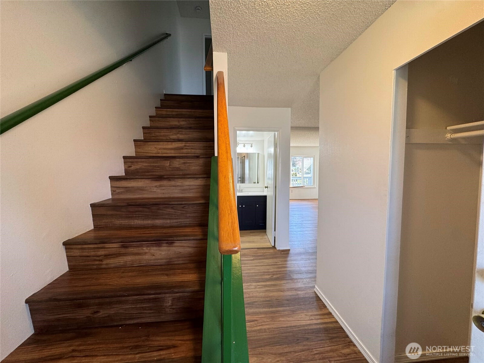 8823 Holly Drive Everett WA 98208