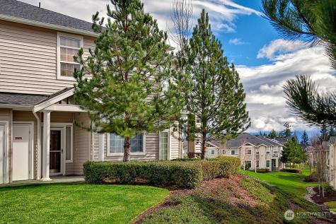 1855 Trossachs Boulevard SE Sammamish WA 98075