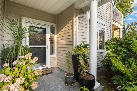 1855 Trossachs Boulevard SE Sammamish WA 98075