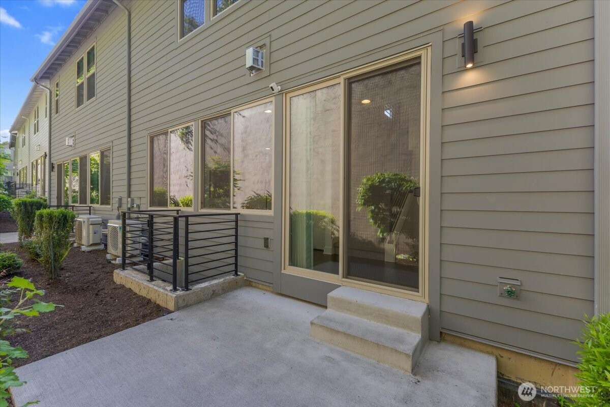 13511 SE 68th Place Newcastle WA 98059