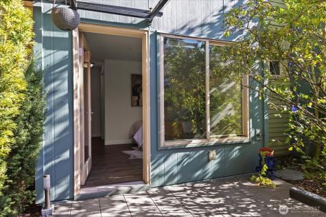 4422 Bagley Avenue N Seattle WA 98103