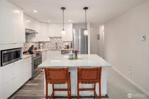 5225 50th Avenue NE Seattle WA 98105