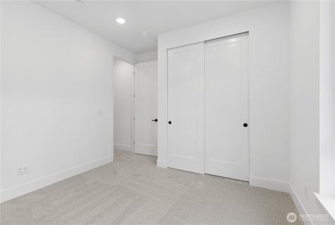 12217 137th Place NE Redmond WA 98052