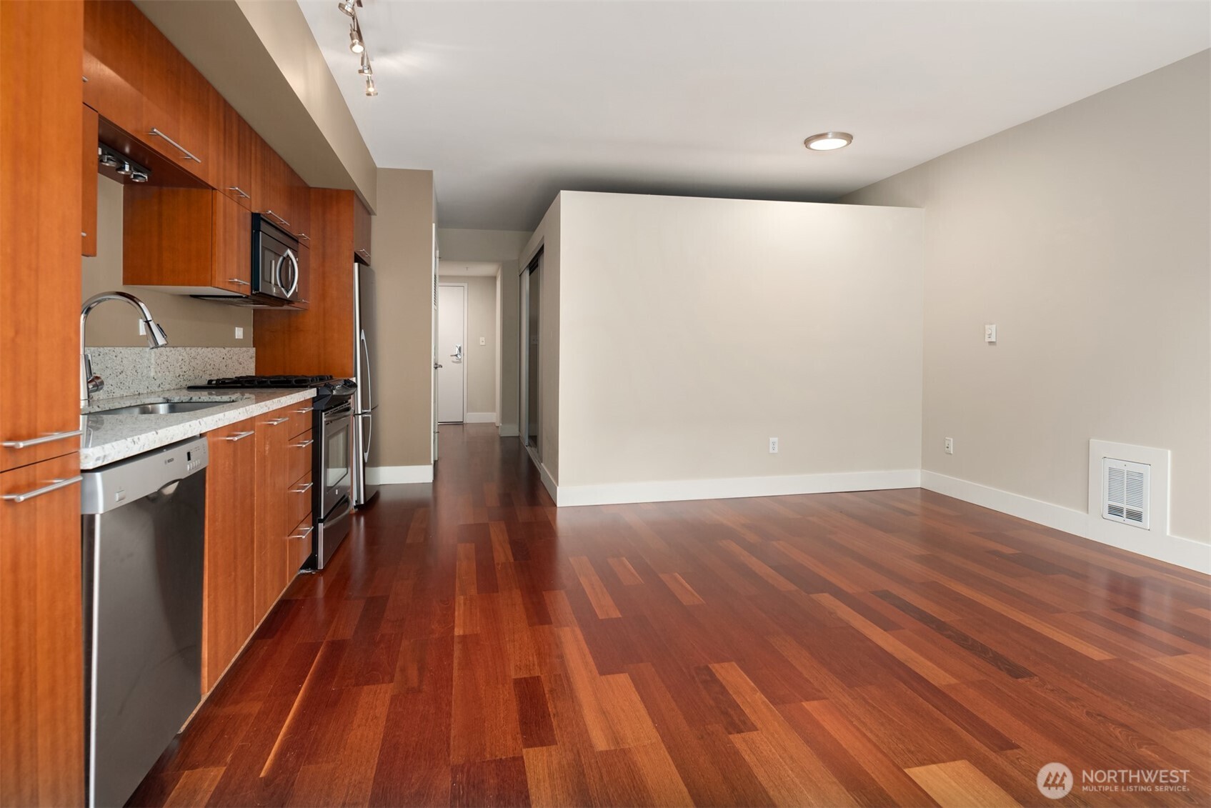 2911 2nd Avenue Seattle WA 98121