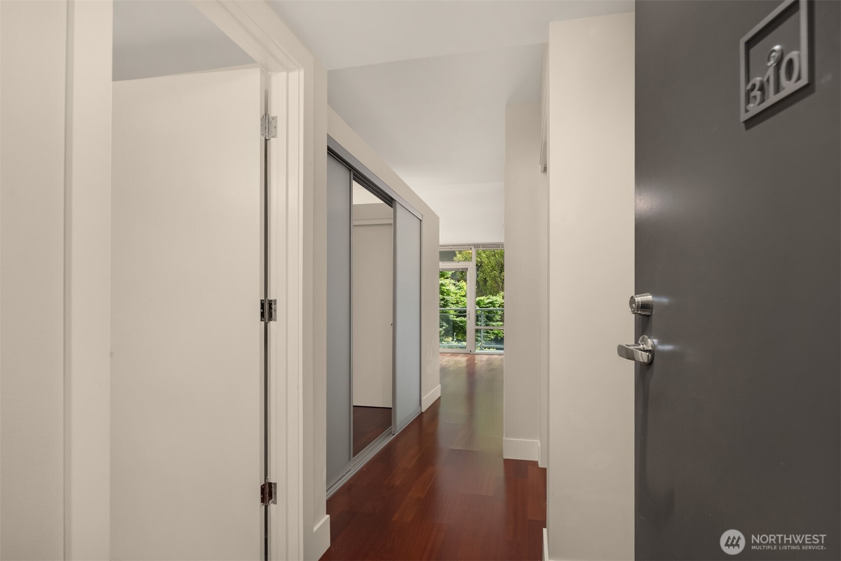 2911 2nd Avenue Seattle WA 98121