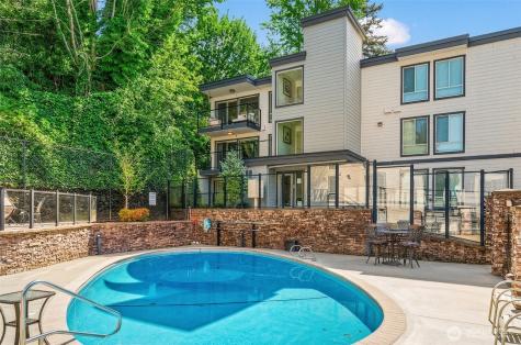 3212 81st Place SE Mercer Island WA 98040