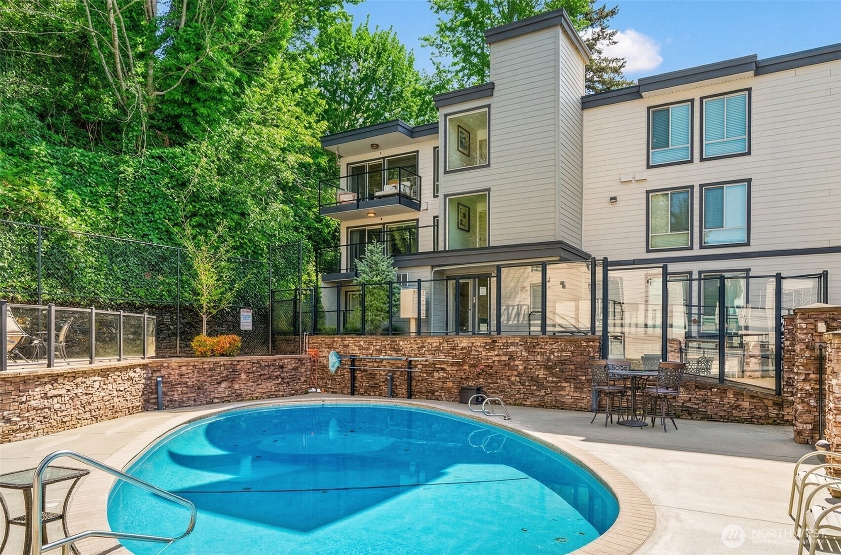 3212 81st Place SE Mercer Island WA 98040