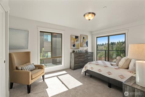 3212 81st Place SE Mercer Island WA 98040