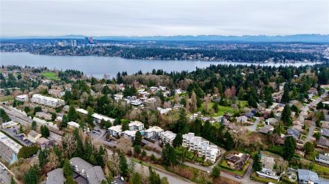 3212 81st Place SE Mercer Island WA 98040