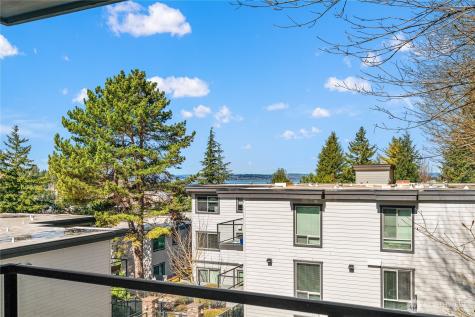 3212 81st Place SE Mercer Island WA 98040