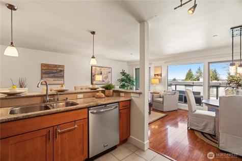 3212 81st Place SE Mercer Island WA 98040