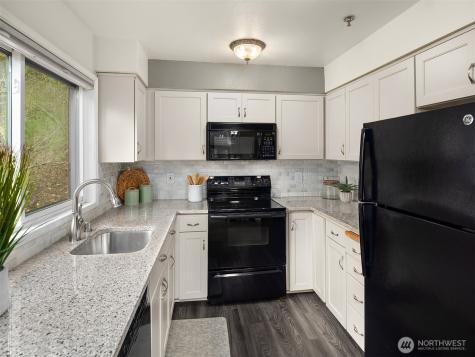 17427 NE 88th Place Redmond WA 98052