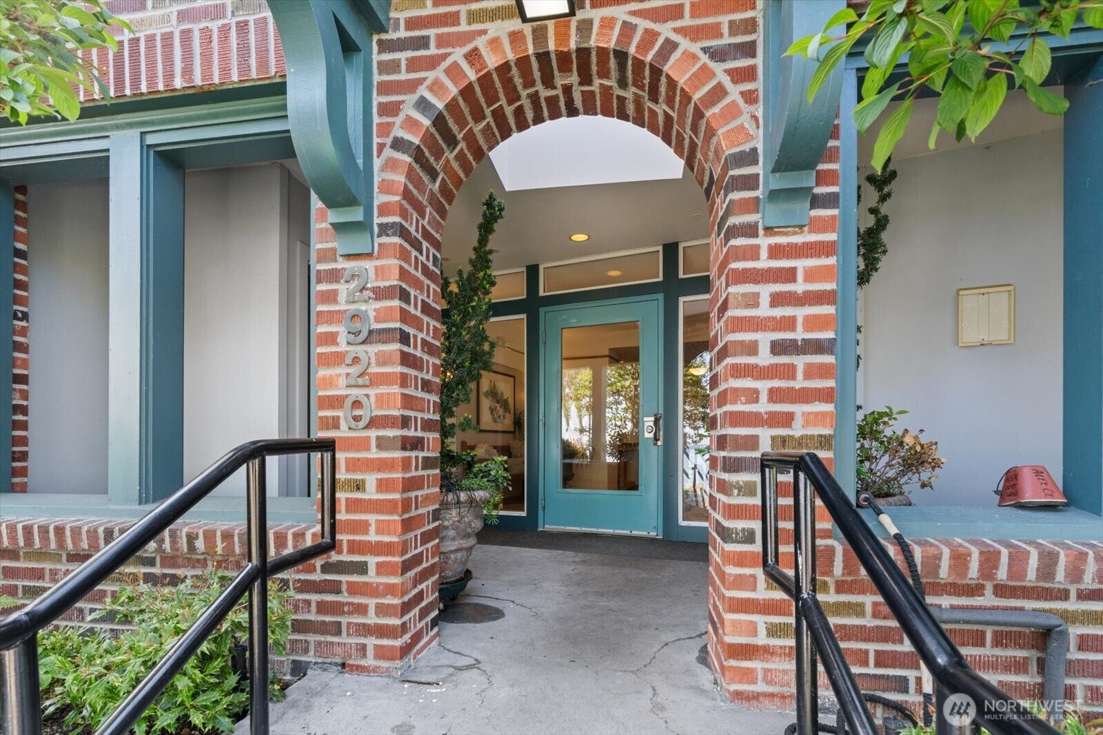 2920 Alki Avenue SW Seattle WA 98116