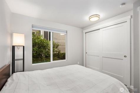 1729 18th Avenue Seattle WA 98122