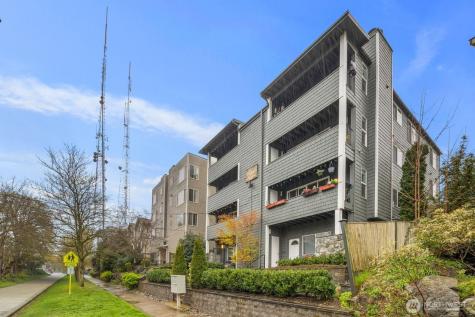 1729 18th Avenue Seattle WA 98122