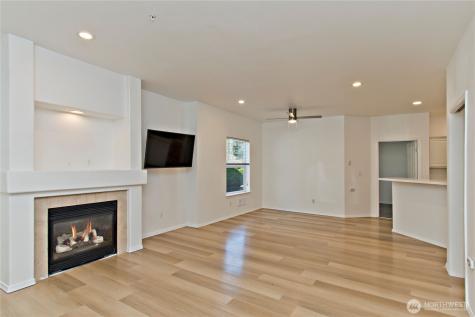 1920 Spencer Court Dupont WA 98327