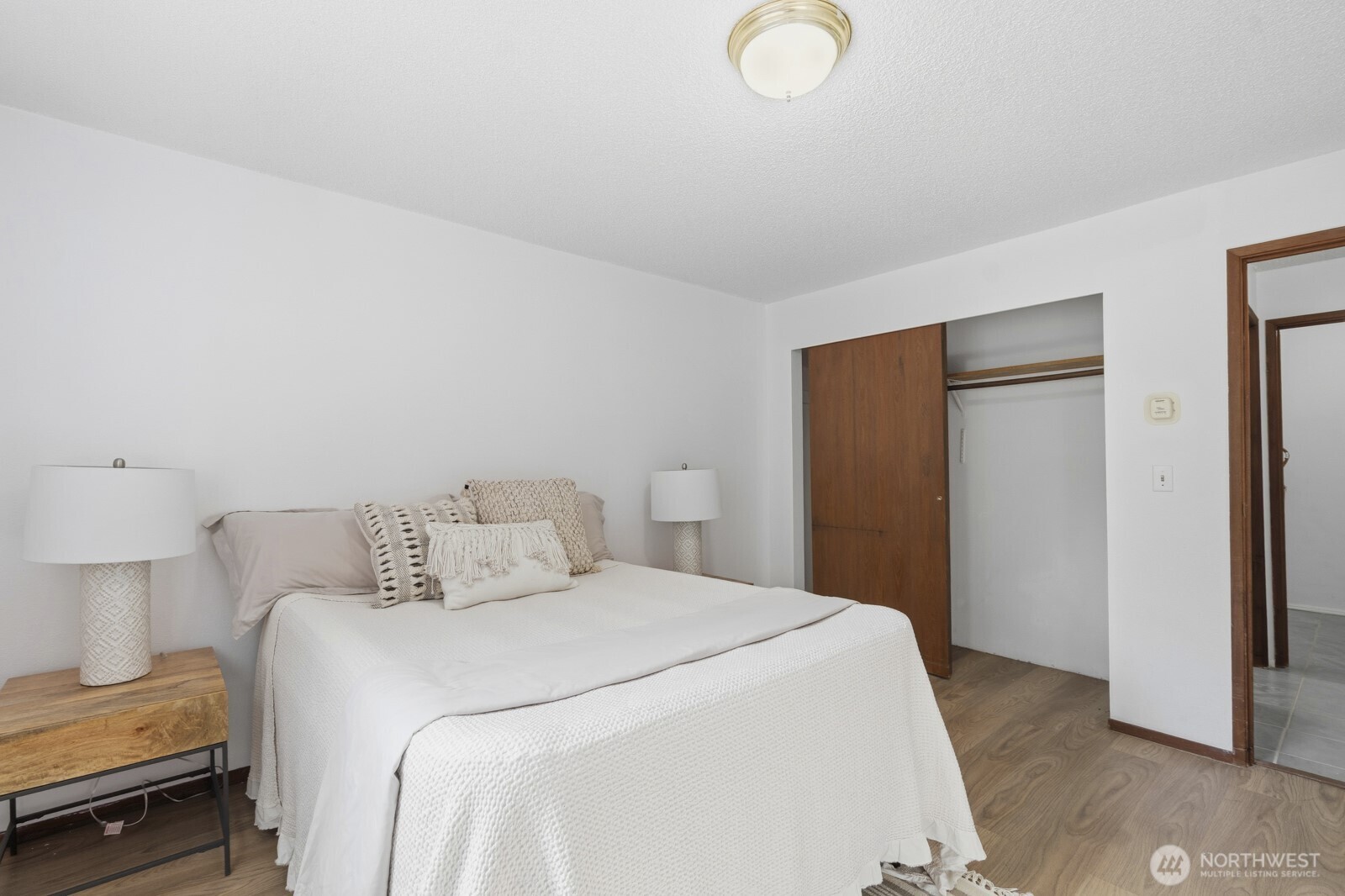 2949 SE Mile Hill Port Orchard WA 98366
