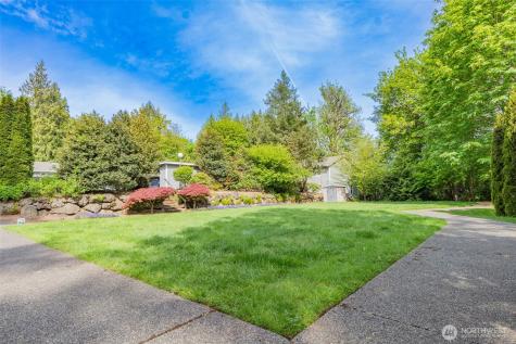 2949 SE Mile Hill Port Orchard WA 98366