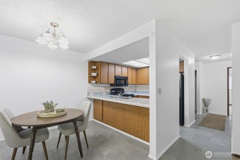 2949 SE Mile Hill Port Orchard WA 98366