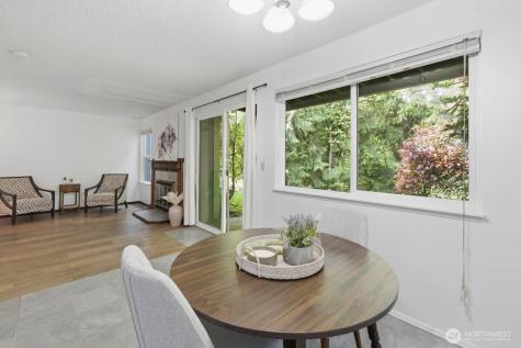 2949 SE Mile Hill Port Orchard WA 98366