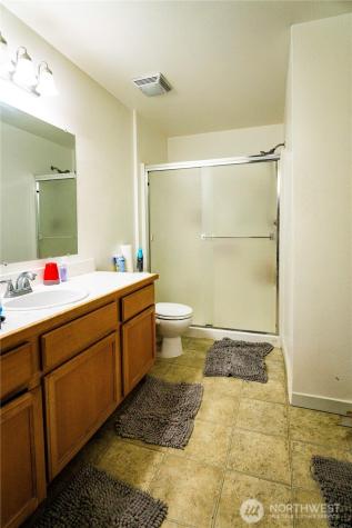 10312 140th Street Ct E Puyallup WA 98374